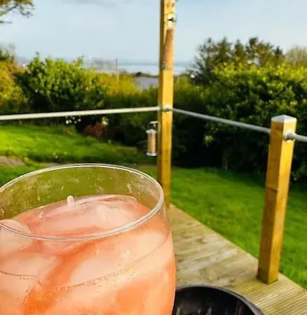 Holiday home The Lough View Annex