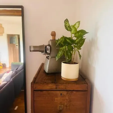 The Lough View Annex