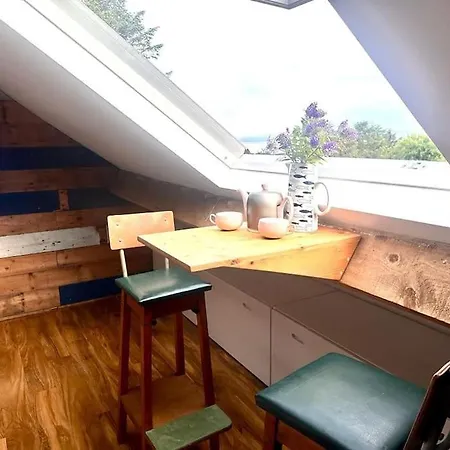 The Lough View Annex *