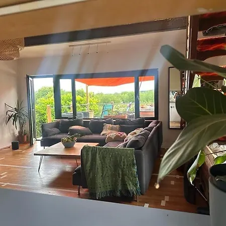 بيت للعطل The Lough View Annex موفيل