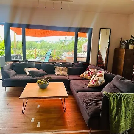 Holiday home The Lough View Annex *