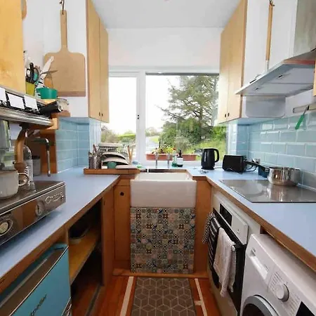 The Lough View Annex