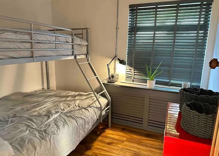 The Lough View Annex * Moville