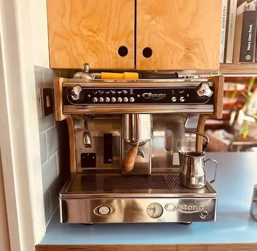 The Lough View Annex * Moville