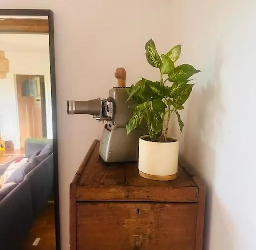 The Lough View Annex