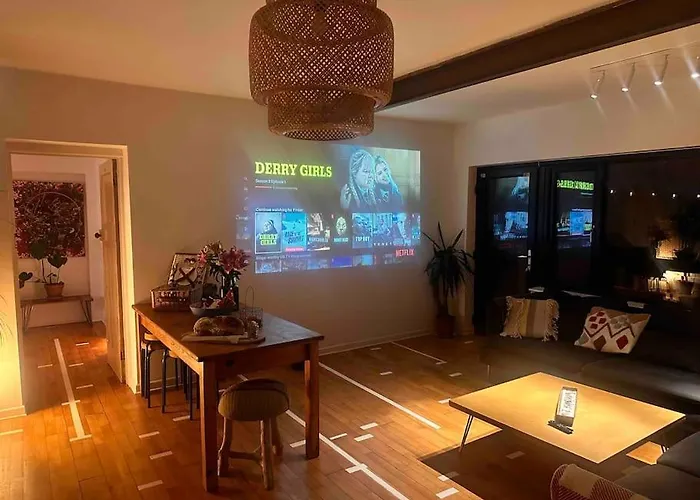 The Lough View Annex